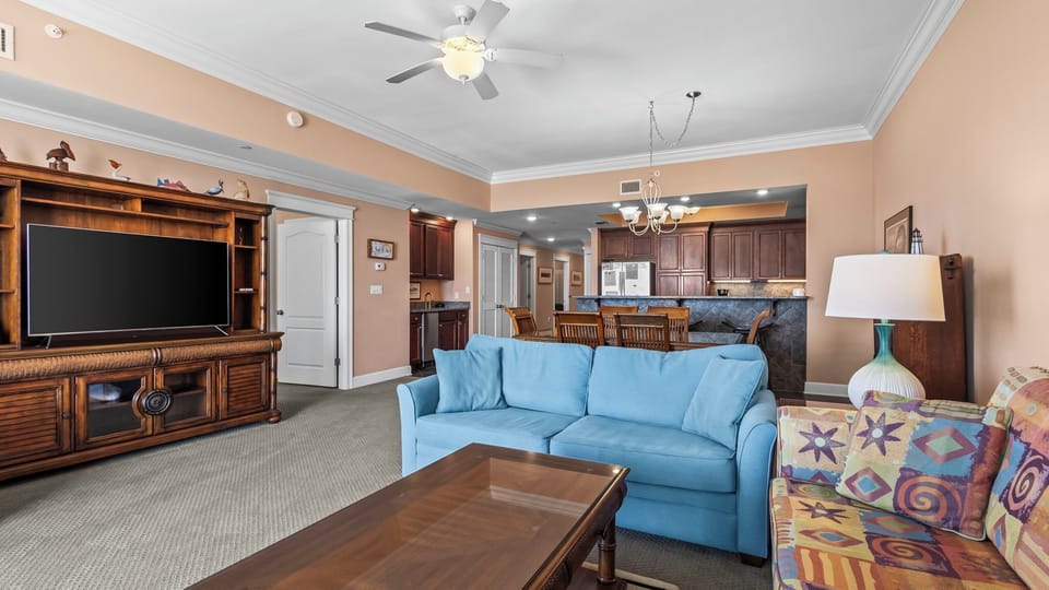 Phoenix Gulf Shores 1203 - Living area