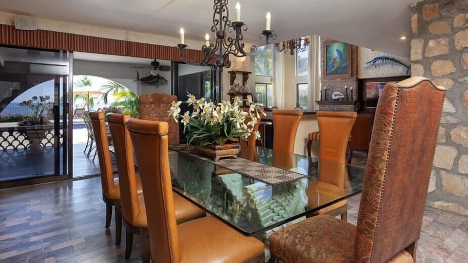 Casa Mi Corazon - Dining area