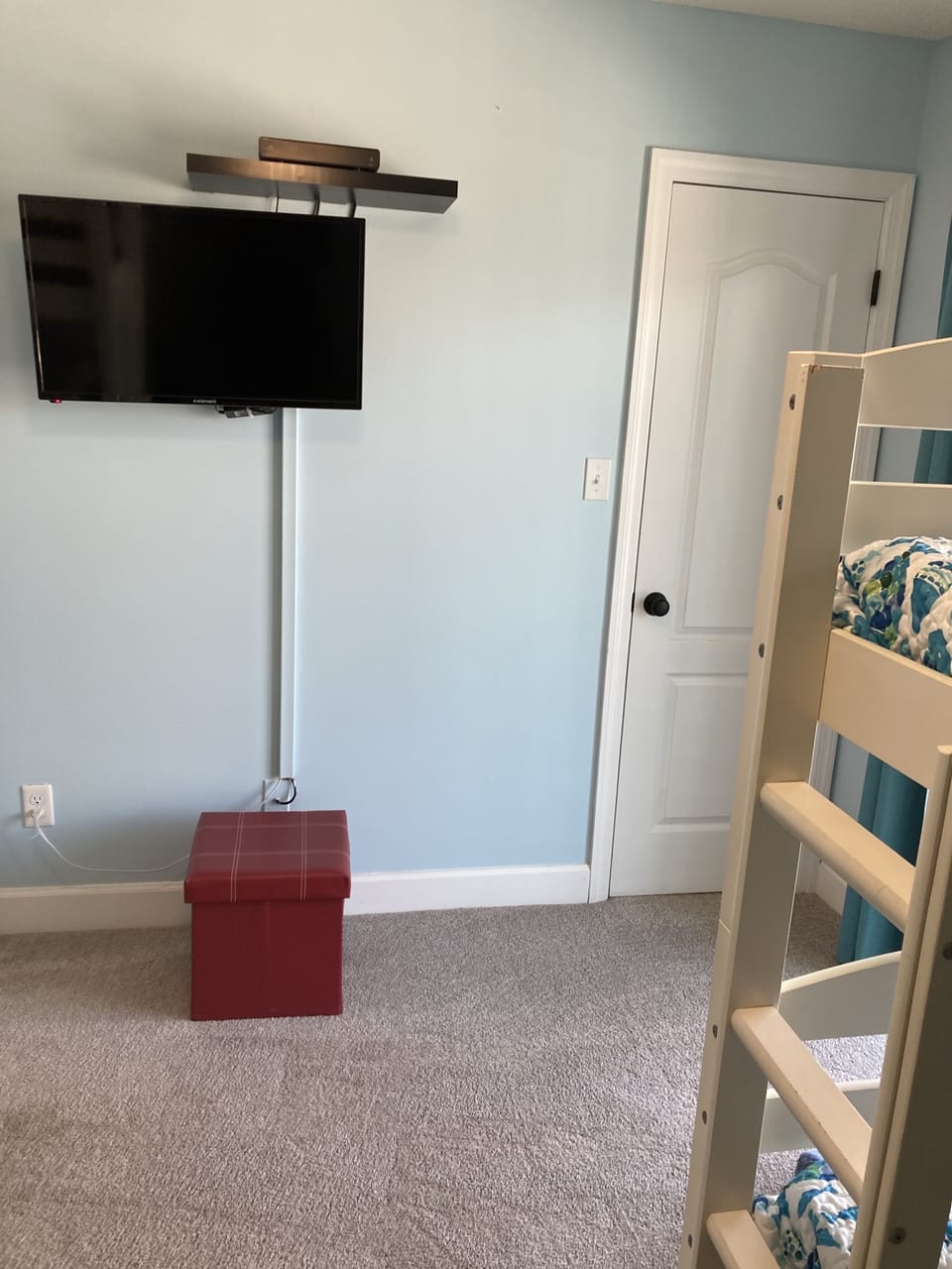 Bunk room TV
