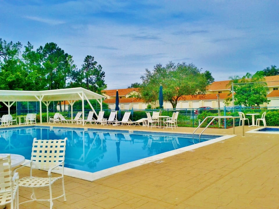 swimming pool next to the unit