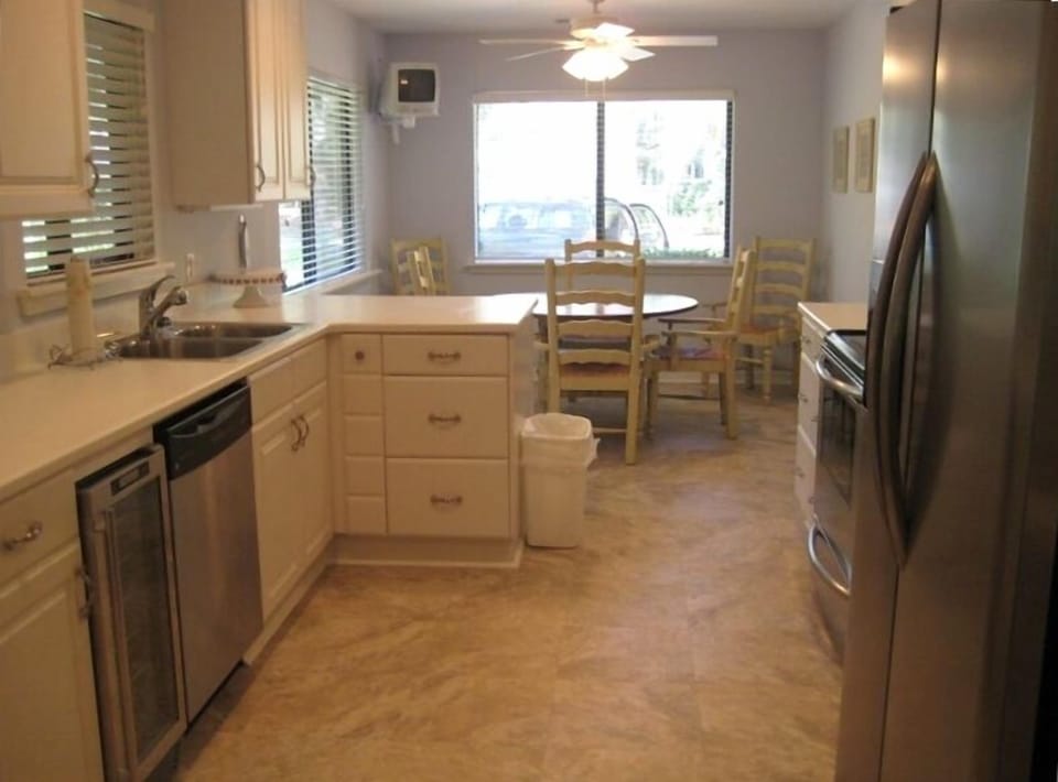 Well appointed kitchen with all new appliances, lighting and flooring