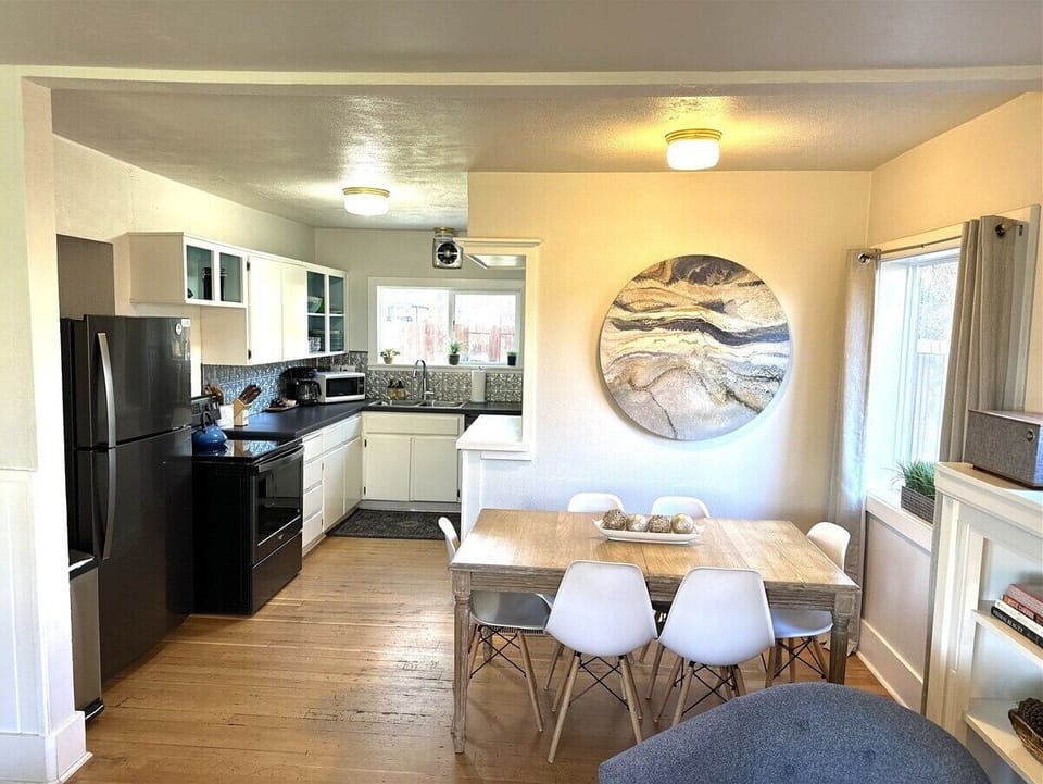 Gourmet Kitchen
