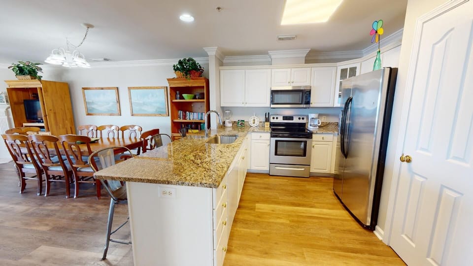 Full Kitchen