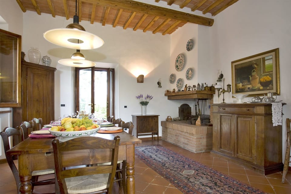 Common Room, Dining Room