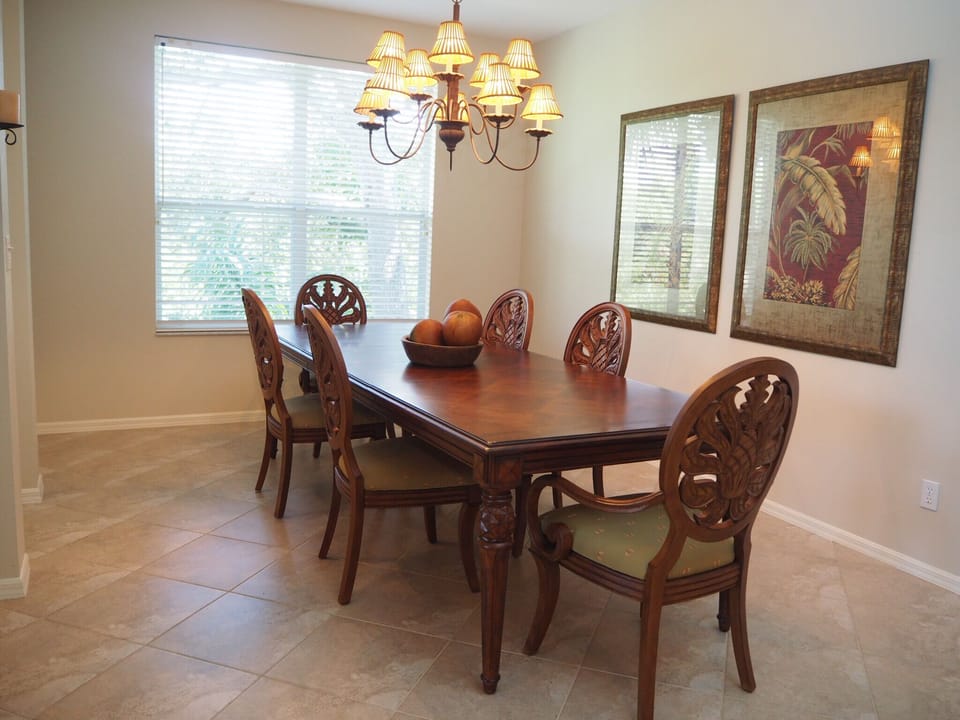 Spacious Dining Room