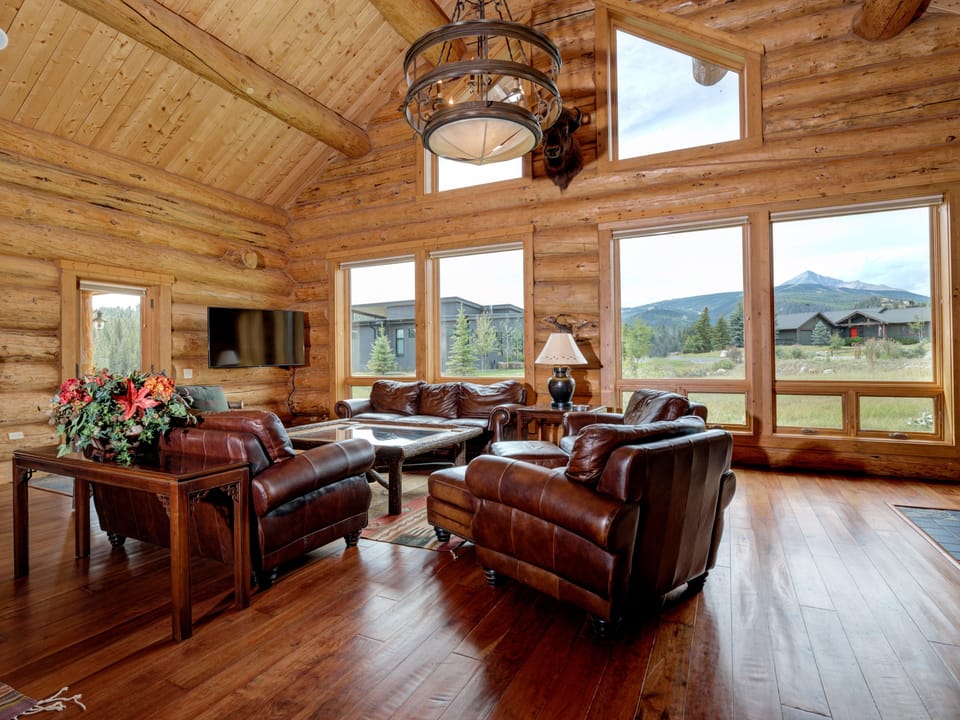 Red Feather Lodge, A Platinum Property