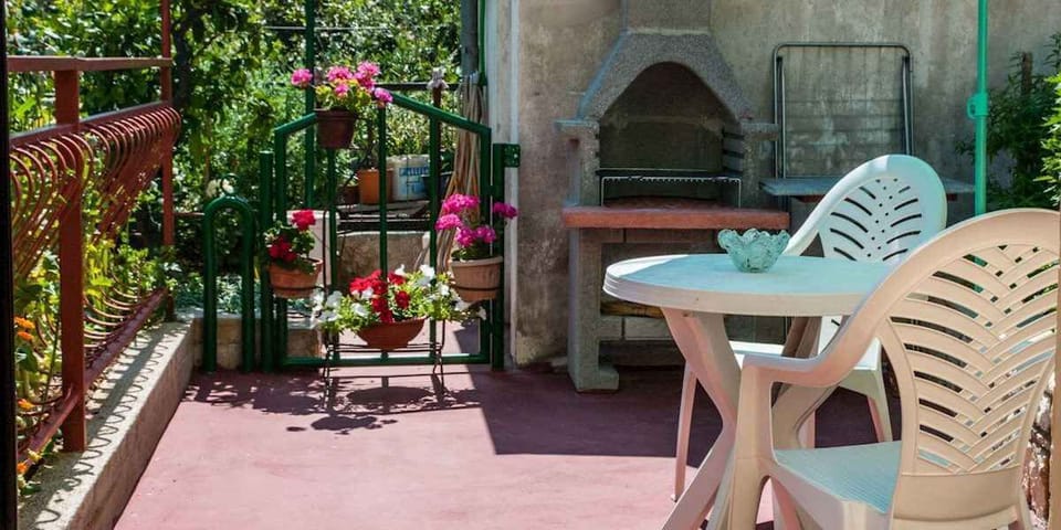 terrace
