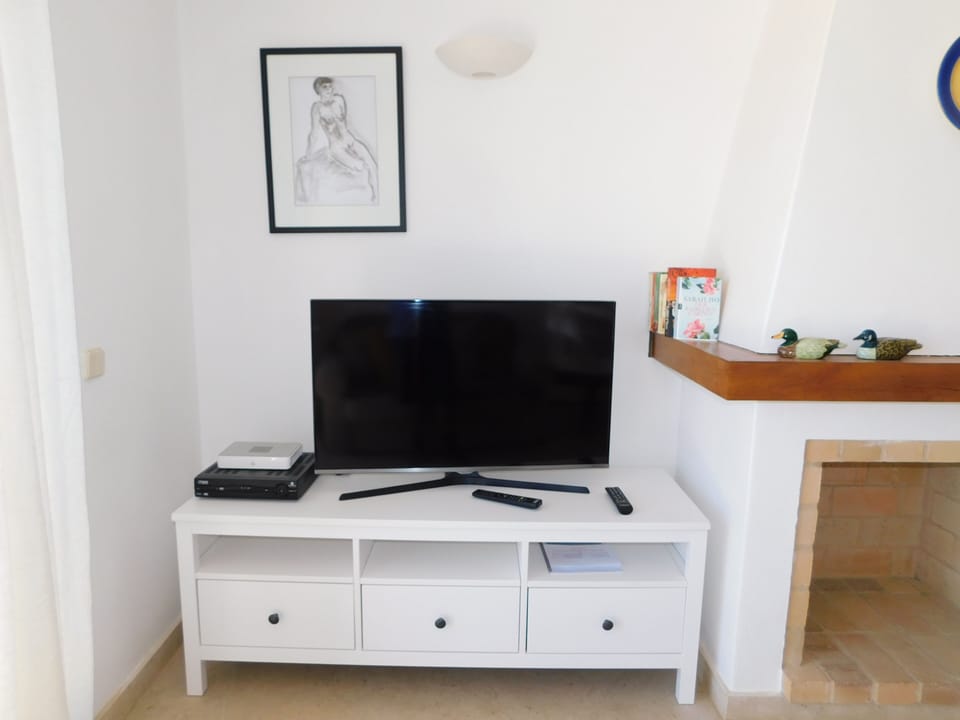 Sala - Televisão plana