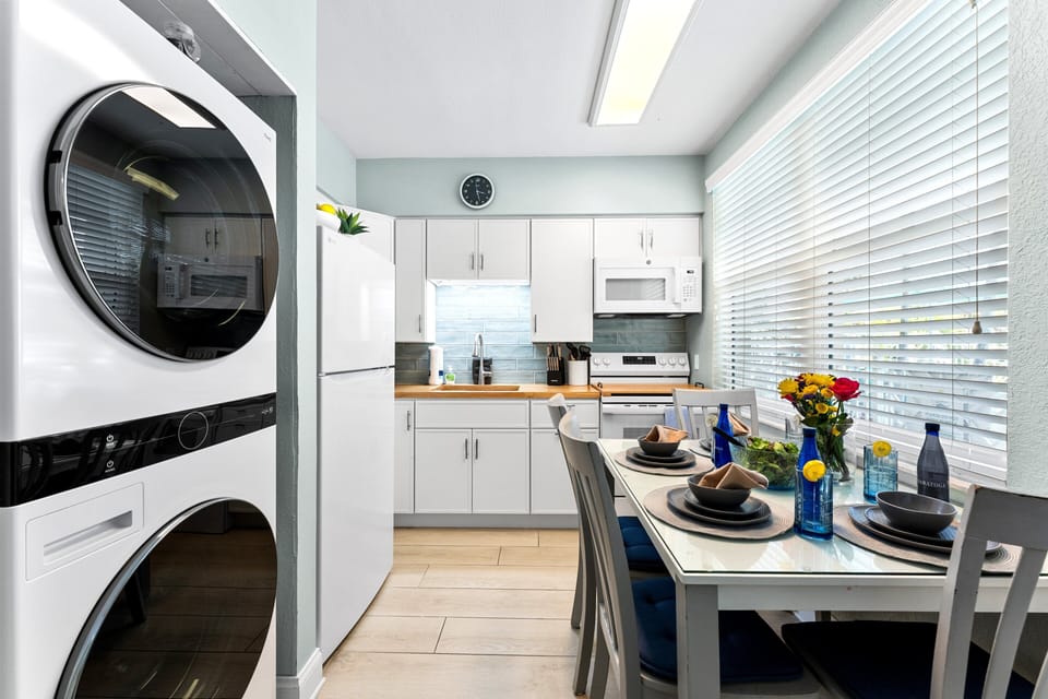Our fully equipped kitchen includes a fridge, stove, oven, microwave, Keurig coffee maker, and all the essentials.

We also have a washer and dryer unit for your laundry needs.