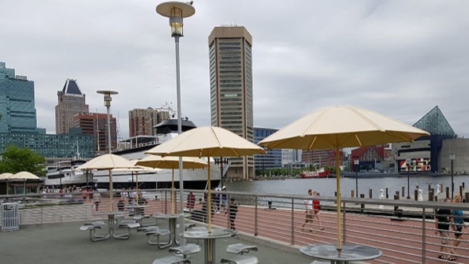 Harbor Park with picnic tables and benches is 2 blocks from apt