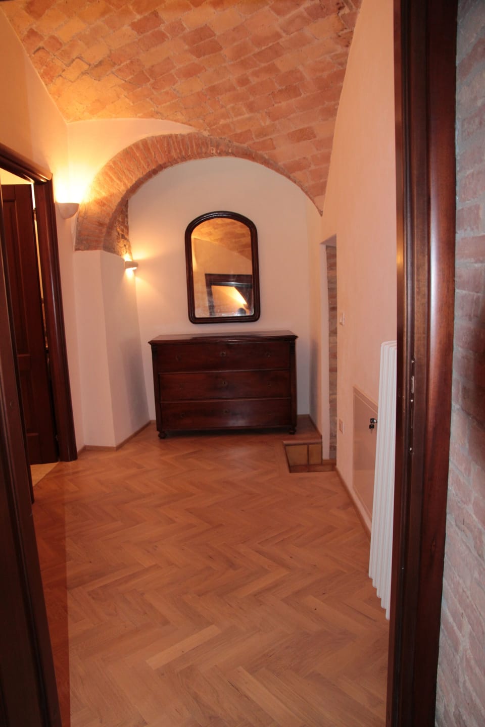 Hallway to bedrooms and baths