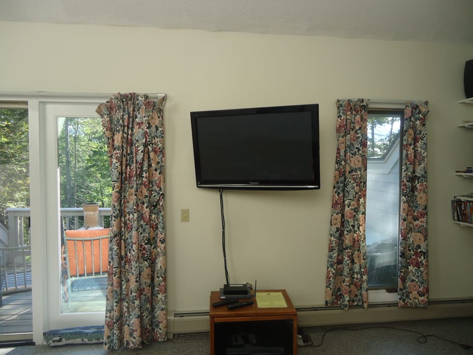 HD TV in Living Room; another downstairs