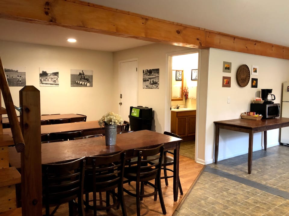 Dining area and lower-level full bathroom