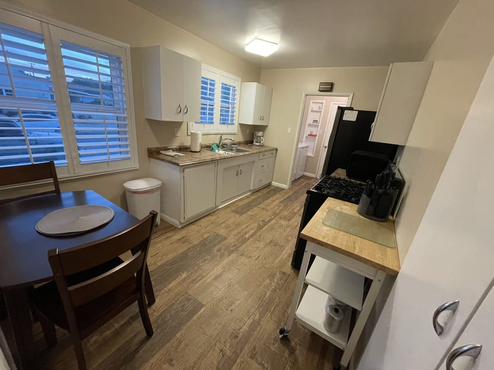 Kitchen - coffee pot, microwave, new double door fridge with ice maker. 