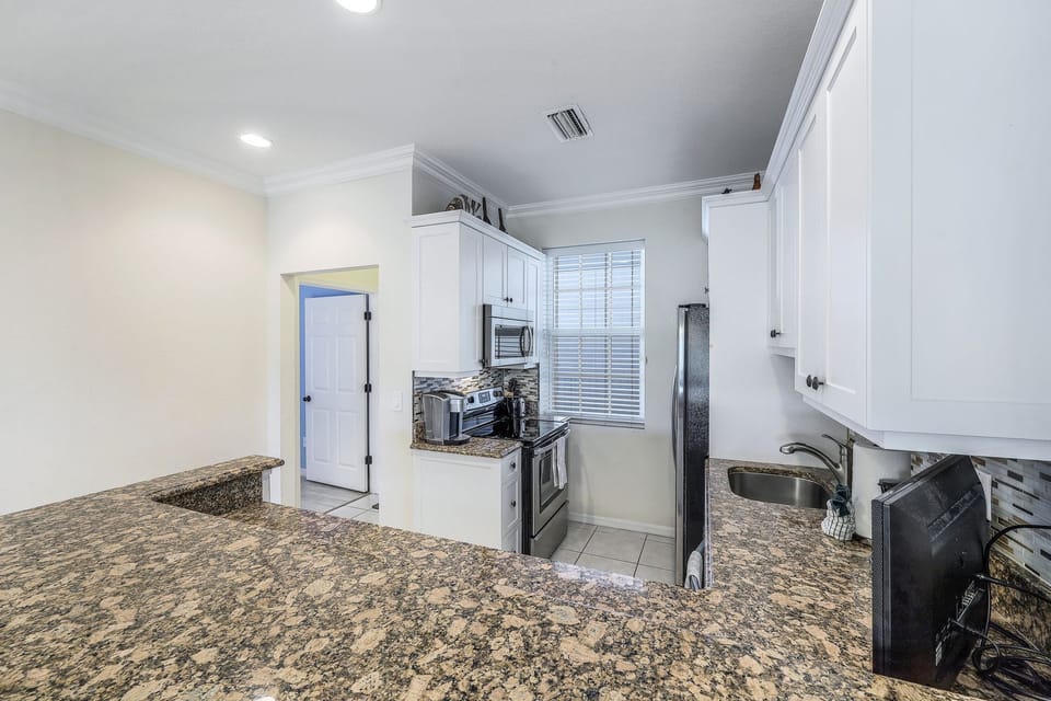 Kitchen & Entry Way