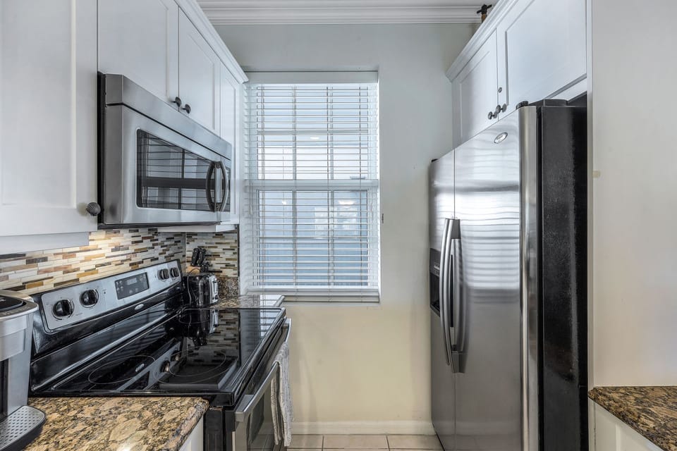 Kitchen / Stainless Steel Appliances