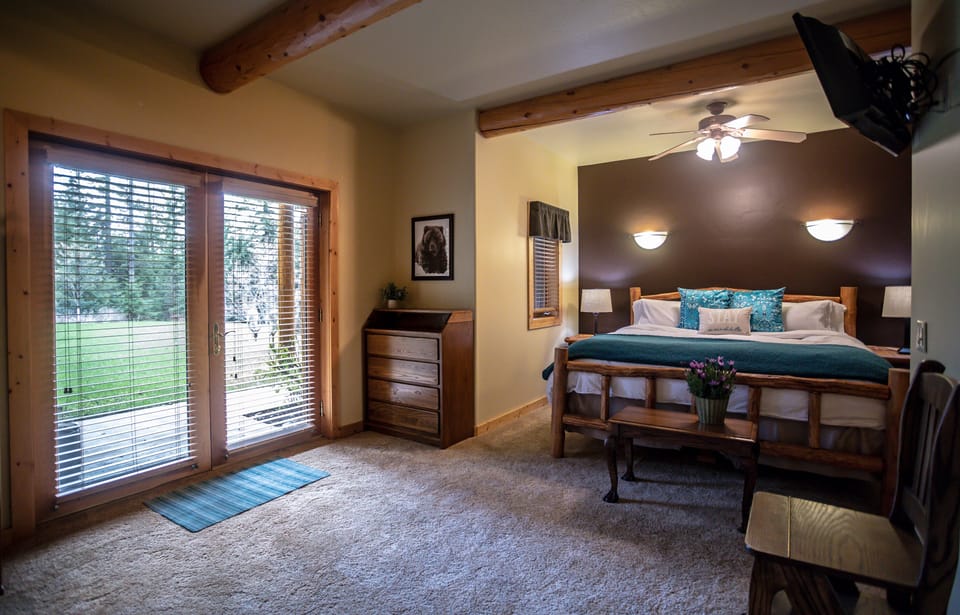 Large and Quiet. 
 King Master Bedroom