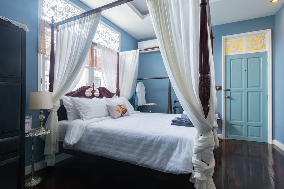 Authentic Chinese Room &amp; Private Garden