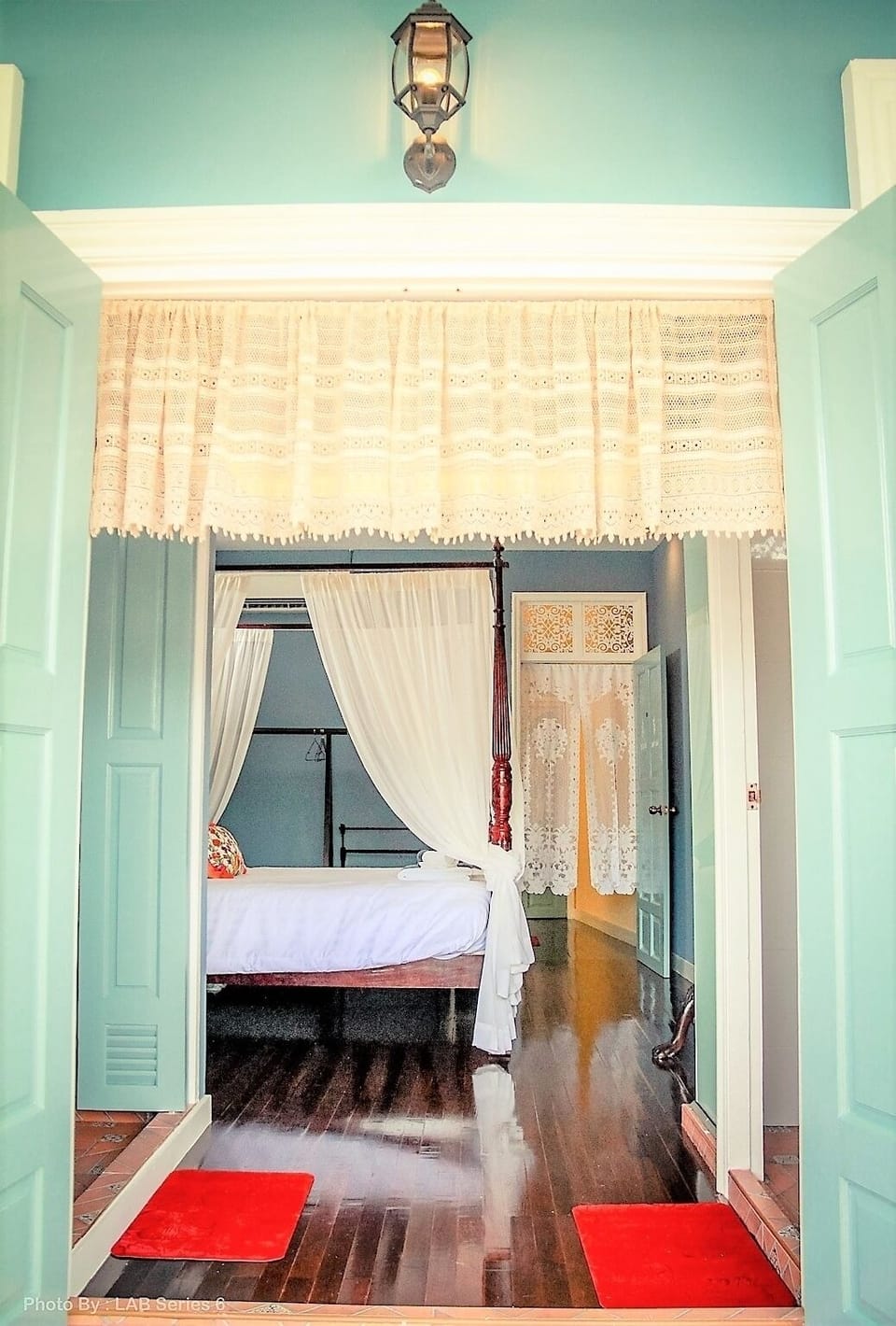 Authentic Chinese Room &amp; Private Garden
