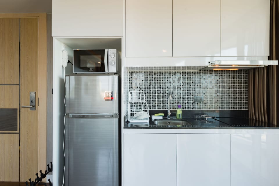 Sea Breeze Apartment@Sriracha Chonburi
