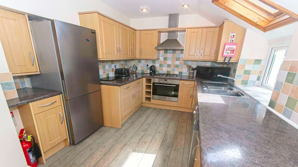 Bright kitchen diner space