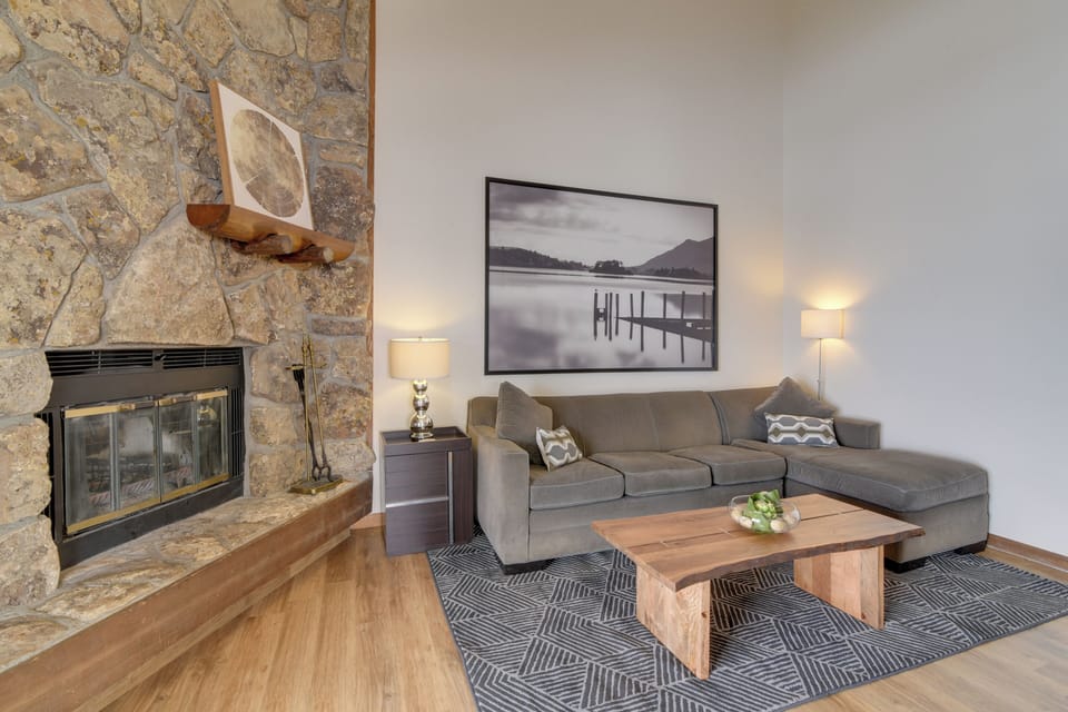 Granby Vacation Rental | 3BR | 2BA | 1,350 Sq Ft | Steps to Enter