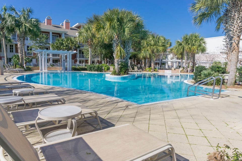 The Pilot House Pool - Cool off in the community pool!