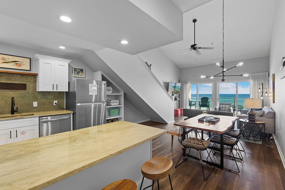 Crystal Sands 308B Kitchen