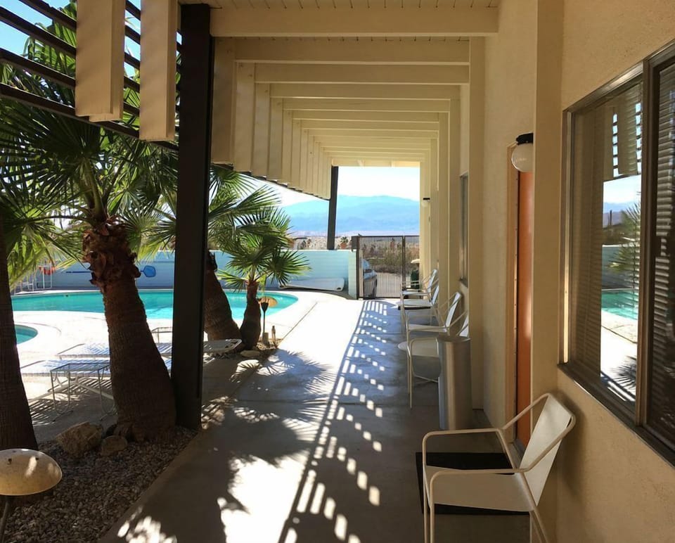 Outdoor lounge area, pool deck