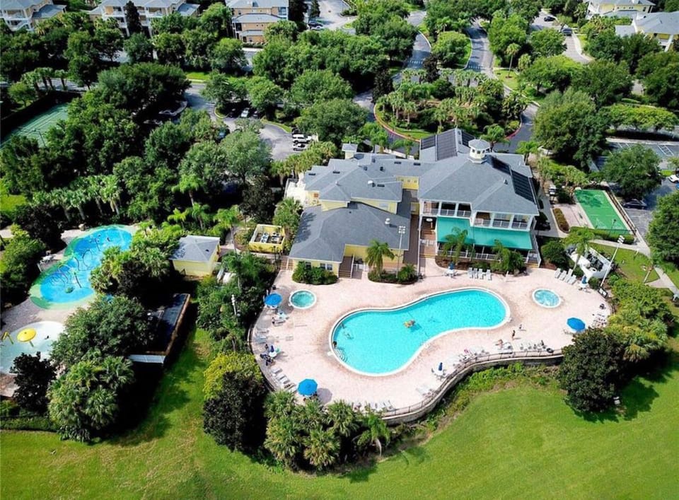 Clubhouse Pool
