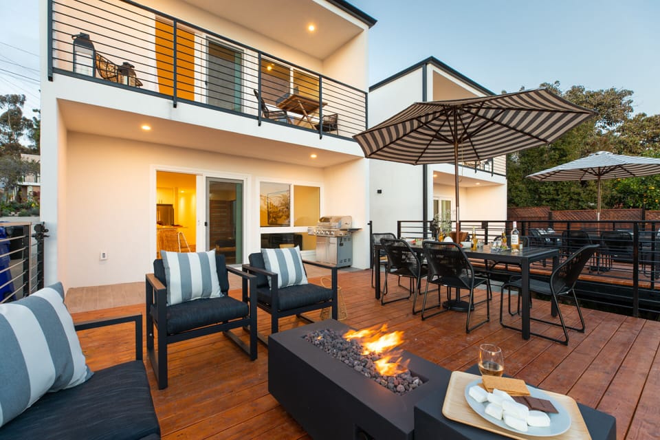Your spacious patio with plenty of seating.