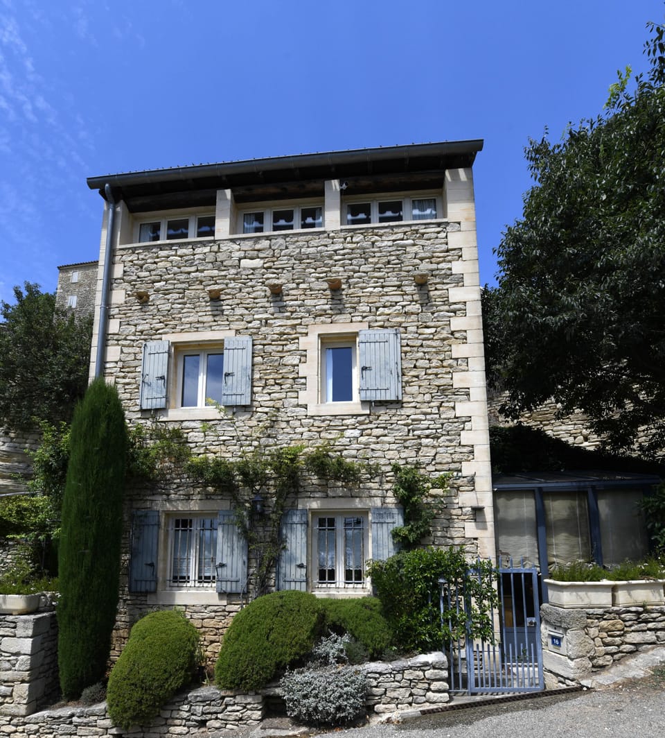 Façade