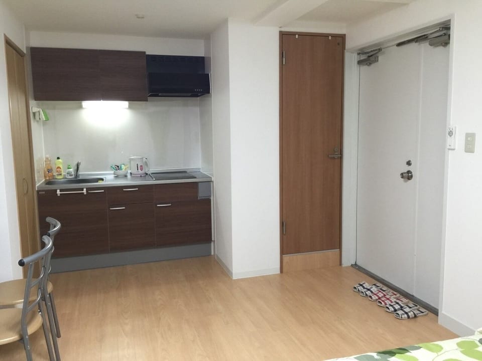 5/FAsakusabashi BLDG  for 2-4 ppl