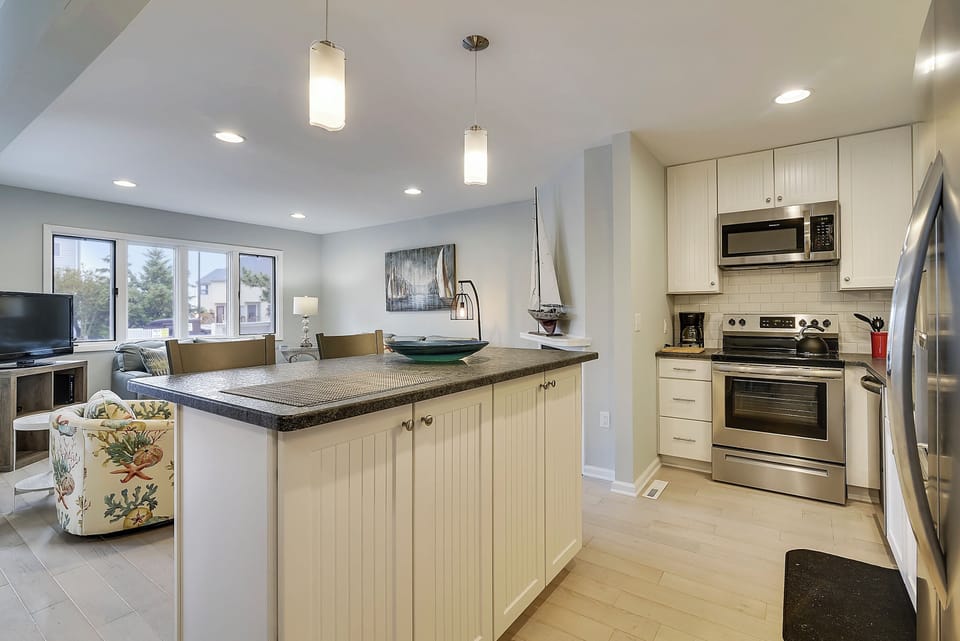 Main Level,Kitchen,