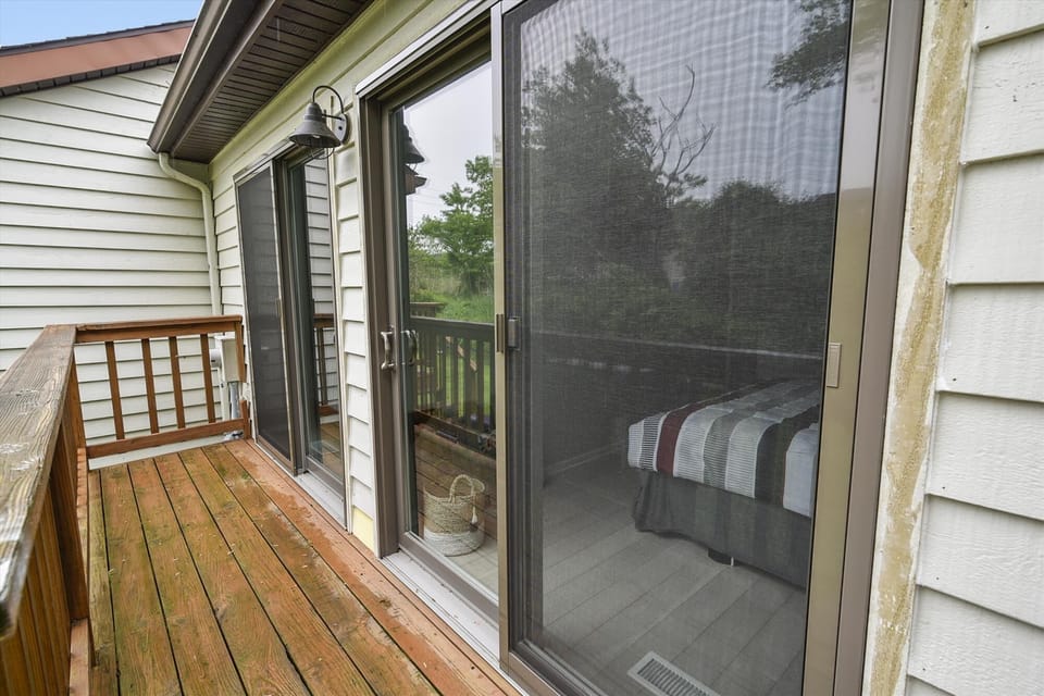 Main Level,Deck,
