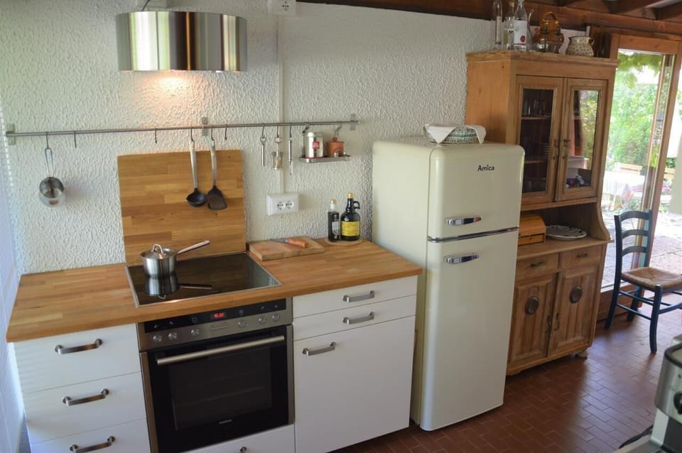 Kitchen area