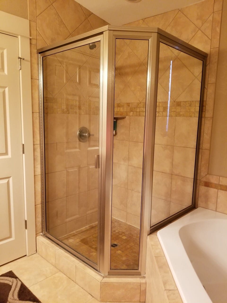 Moonbeams master suite bathroom walk-in shower....SO easy to get in and out of!