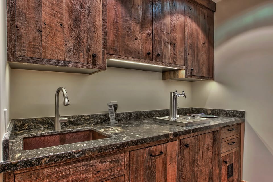 wet bar