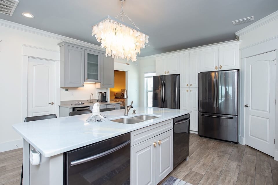 Dream - Plenty of counter space