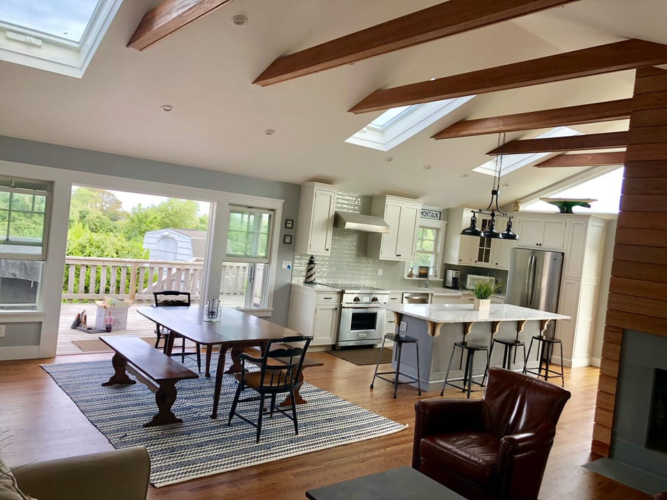Dine in or on the deck overlooking private and tranquil views.