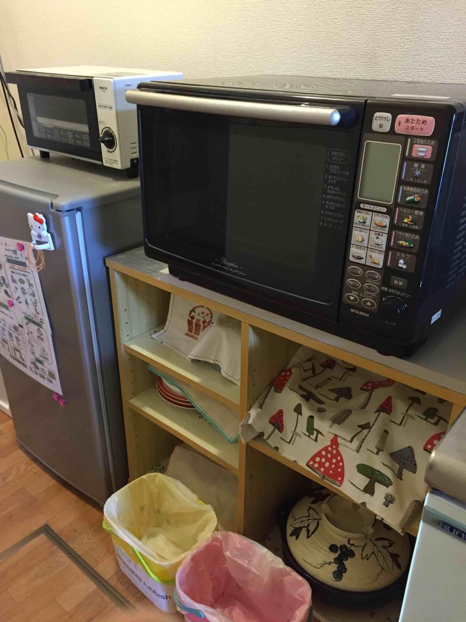 microwave oven