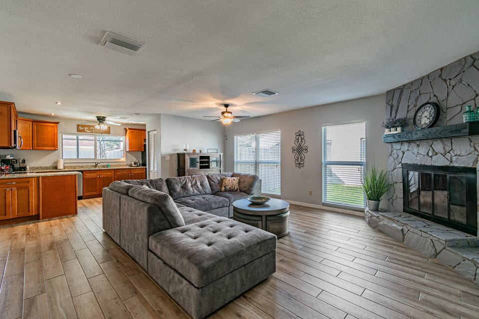 Kitchen and living room