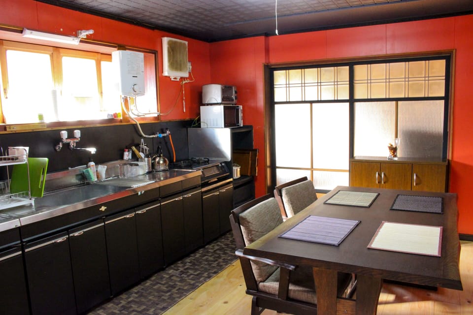 KItchen,dining