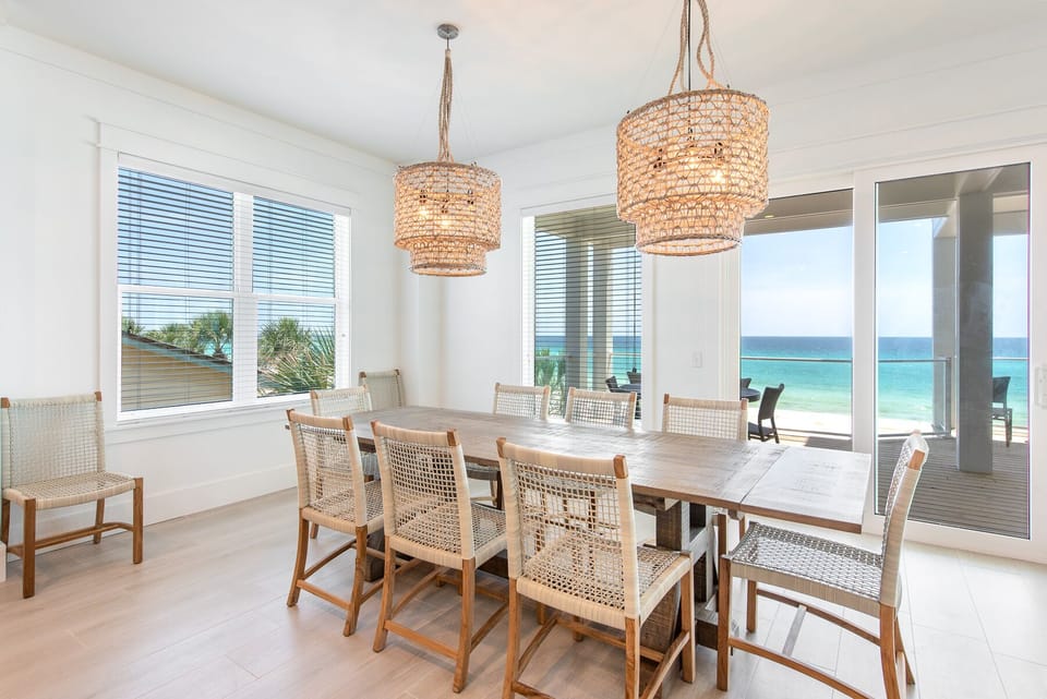 Second Floor: Dining Area