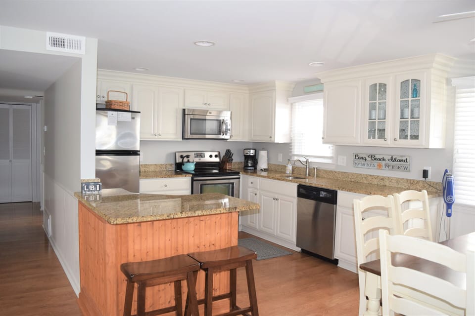 1st Floor Kitchen/Dining