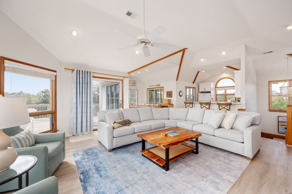 Open floorpan to kitchen and dining room