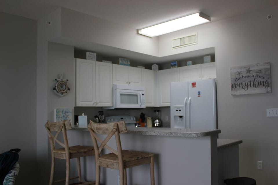 Breakfast bar