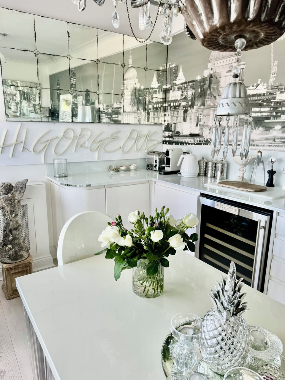 Kitchen/Dining Area