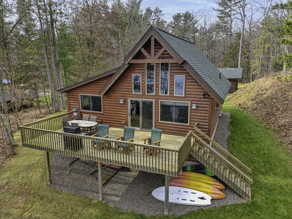 Gorgeous Lakefront Year-Round Home