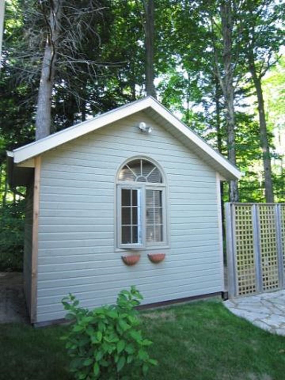 Bunkie-Extra Charge $200/week